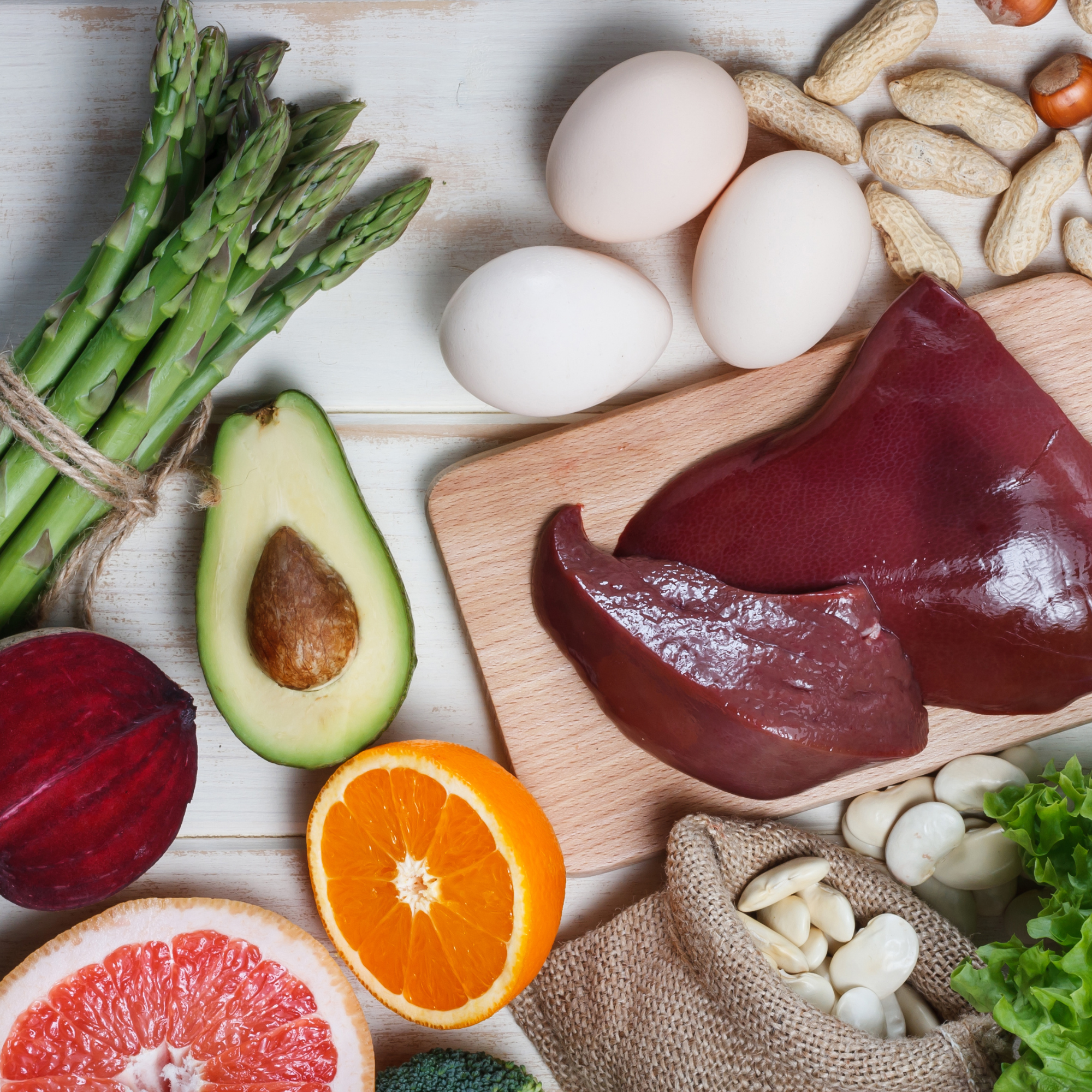 Folsäure in Lebensmitteln - Funktionen, Mangelanzeichen und die besten Quellen