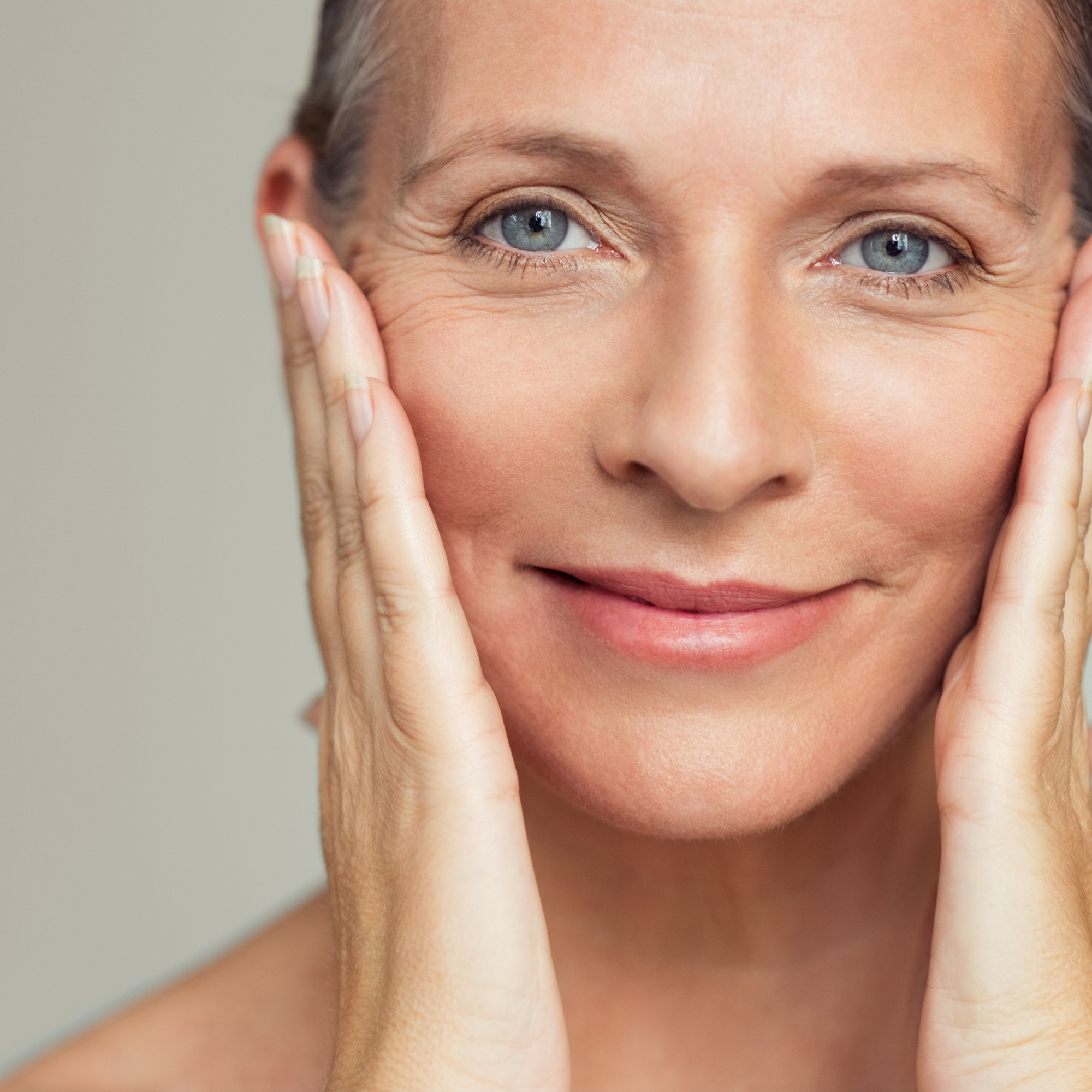 Wechseljahre und Haut: Hautprobleme erkennen und natürlich behandeln